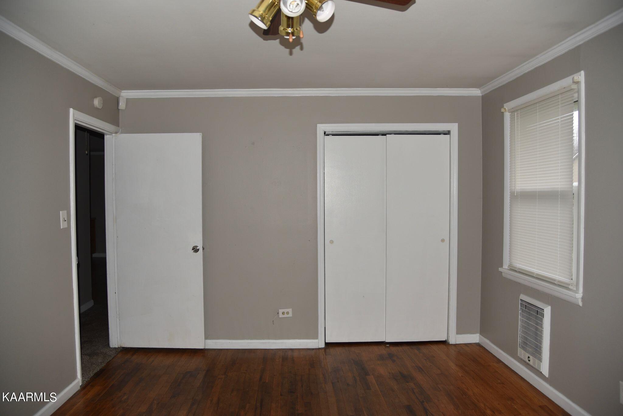 406 Walfred Road Knoxville, TN 37912 - Photo 13 of 26 271214624_1880572345664142_1649261831399