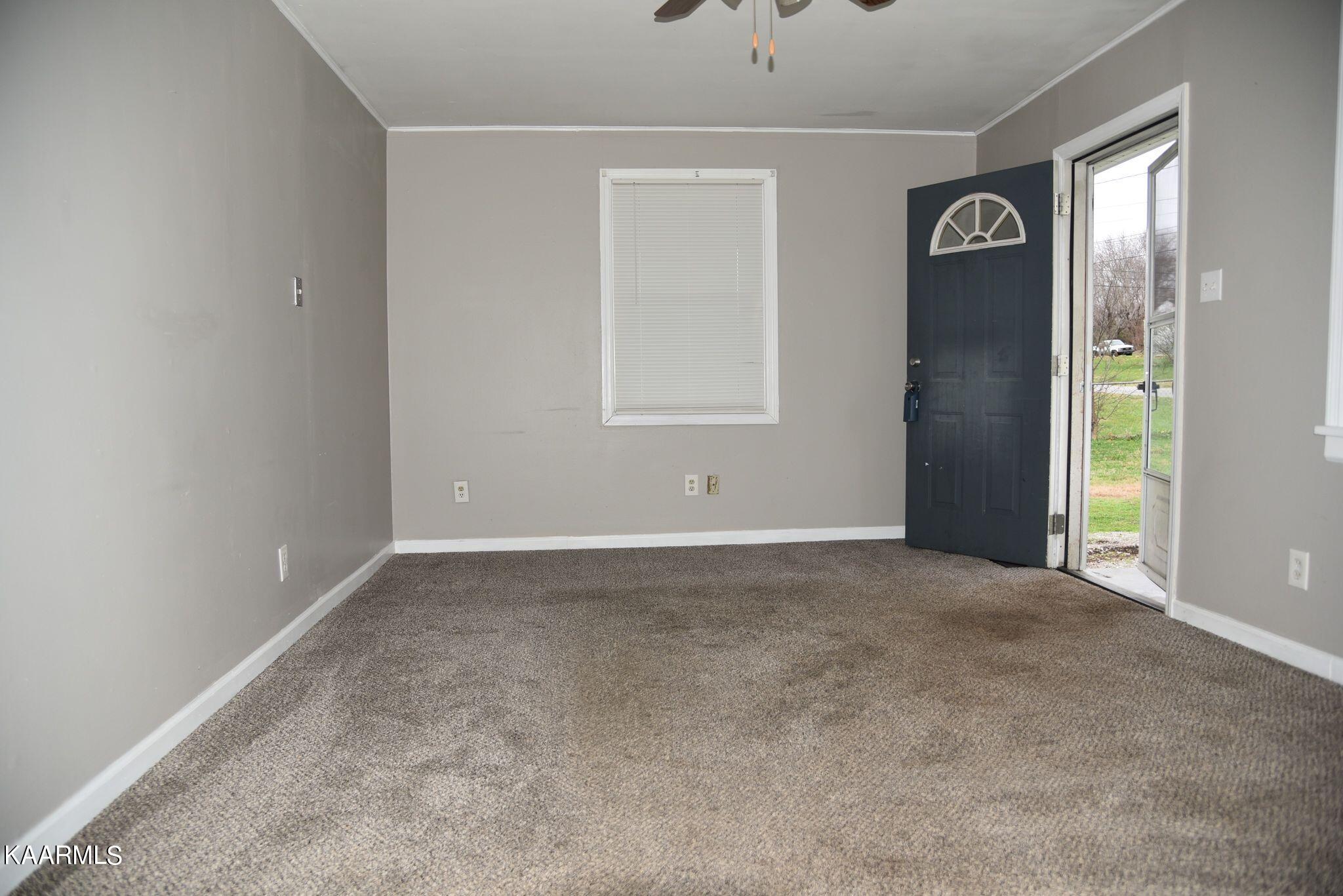 406 Walfred Road Knoxville, TN 37912 - Photo 6 of 26 269831659_363549988471305_63830891773093