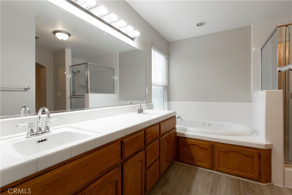 1276 Panorama Point Court Merced, CA 95340 - Photo 18 of 35