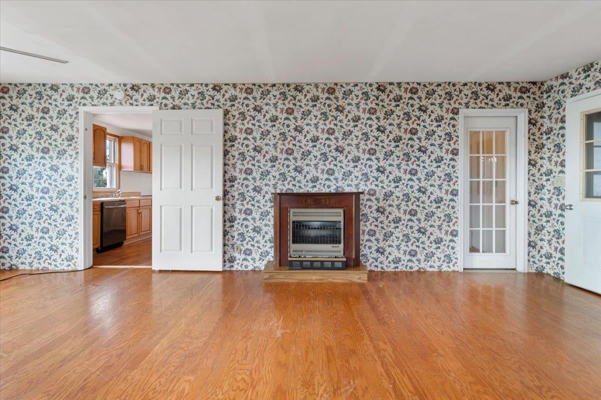 318 Sunny Ridge Road Pearisburg, VA 24134 - Photo 11 of 46 Gallery Image 11