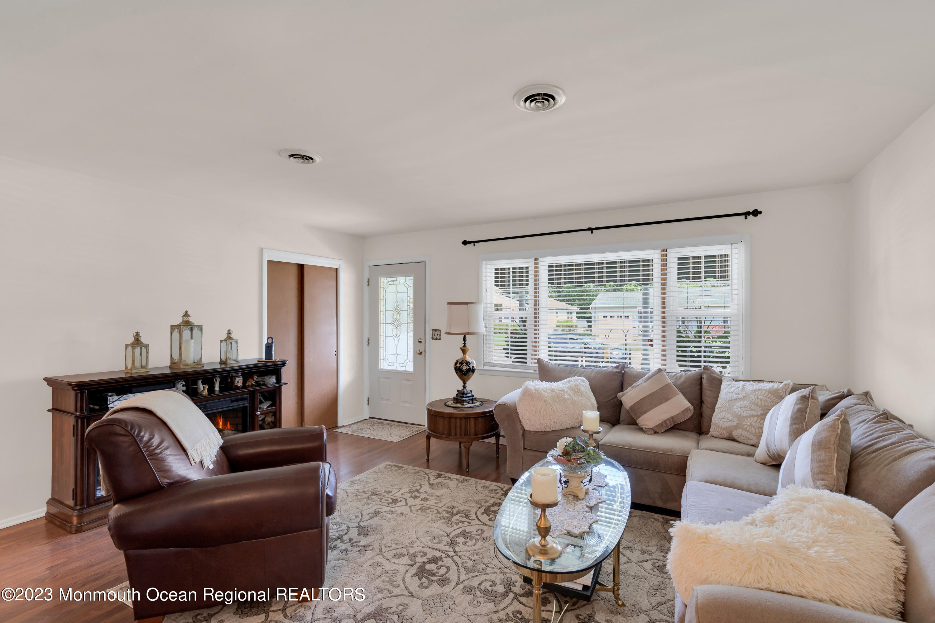 114 Georgetown Road Toms River, NJ 08757 - Photo 5 of 25 012_dsc09486-1