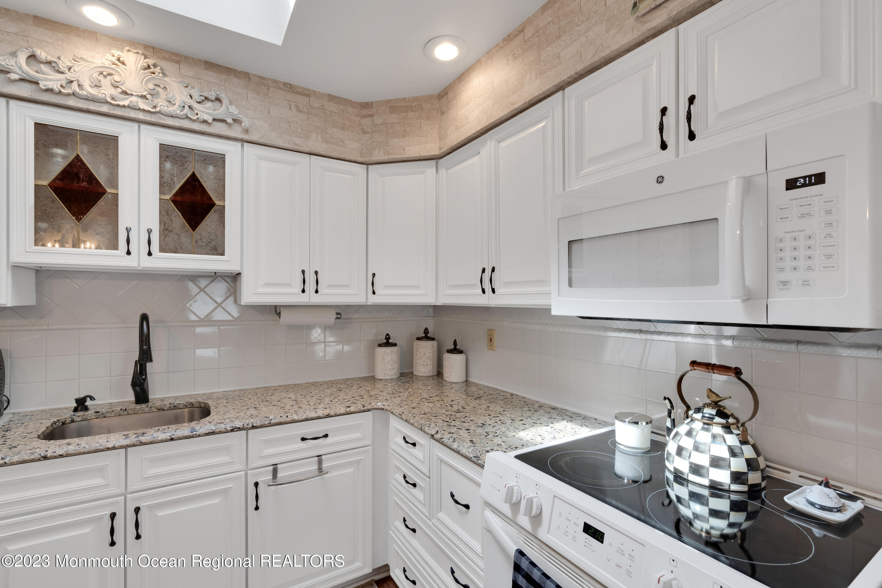 114 Georgetown Road Toms River, NJ 08757 - Photo 10 of 25 021_dsc09536