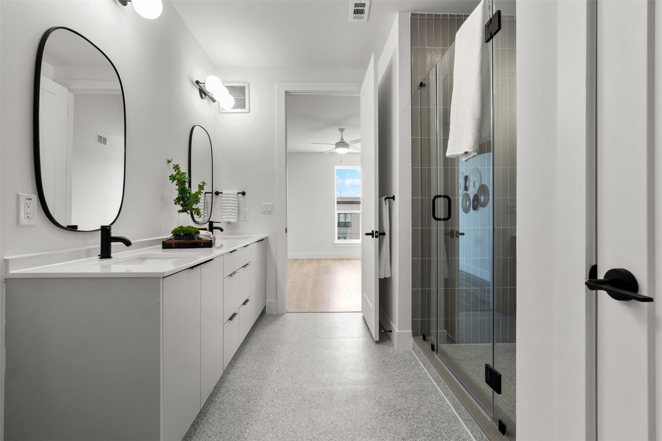 1701 Simond Avenue, Unit 418 Austin, TX 78723 - Photo 15 of 37 Clean, modern design.