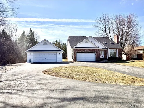 $439,900 | 6400 Clinton Street, Elma, NY 14059