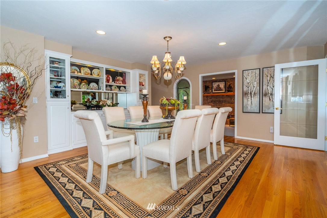 148 Taylor Road South Chehalis, WA 98532 - Photo 14 of 25 a view of a dining room with furniture and chandelier