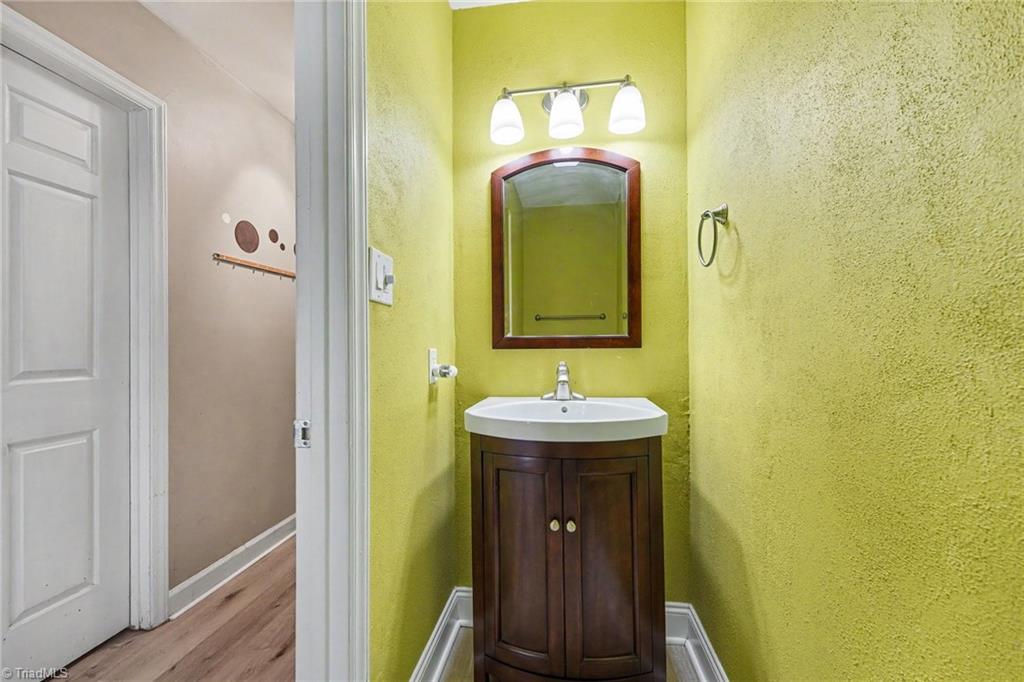 1801 Dantzler Road High Point, NC 27265 - Photo 26 of 47