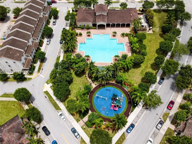 $2,325 | 27626 Southwest 142nd Avenue, Homestead, FL 33032