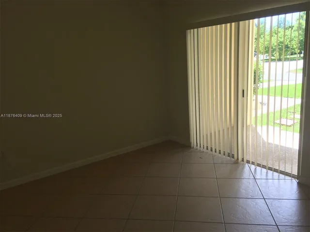 $2,325 | 27626 Southwest 142nd Avenue, Homestead, FL 33032