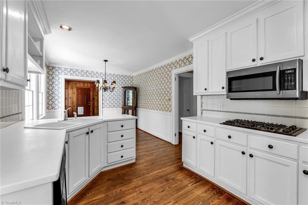 1108 Ferndale Boulevard High Point, NC 27262 - Photo 27 of 50