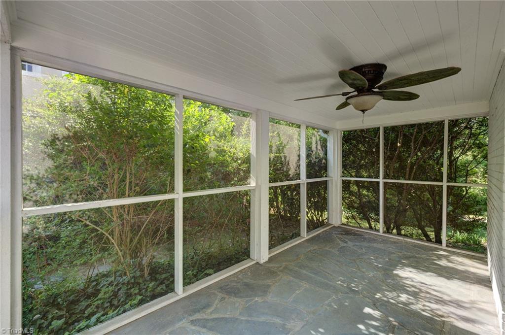 1108 Ferndale Boulevard High Point, NC 27262 - Photo 6 of 50