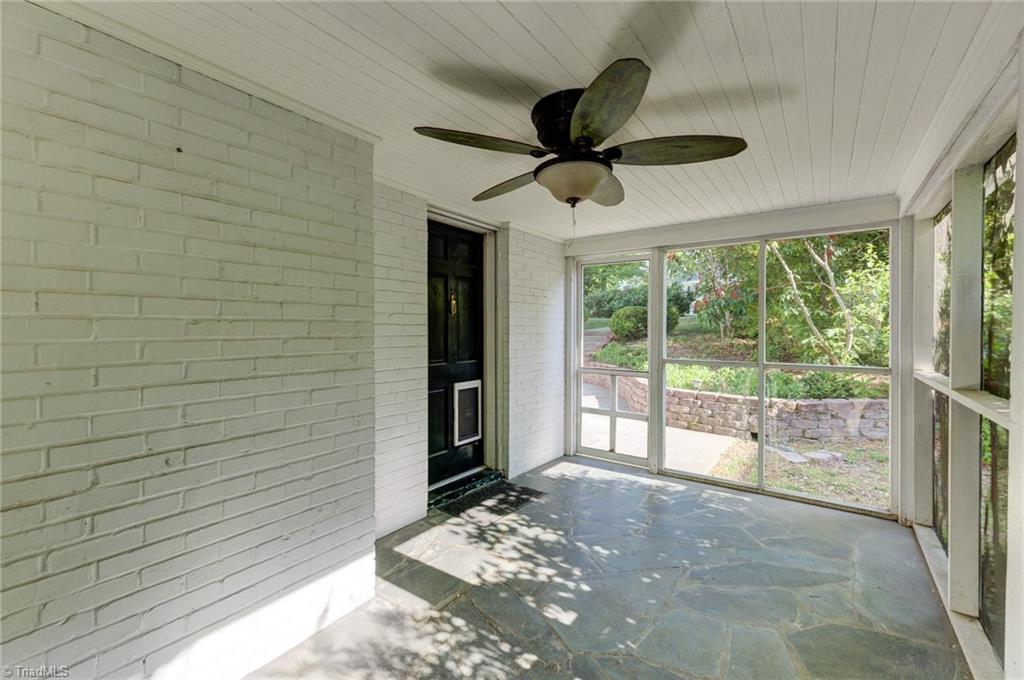 1108 Ferndale Boulevard High Point, NC 27262 - Photo 7 of 50