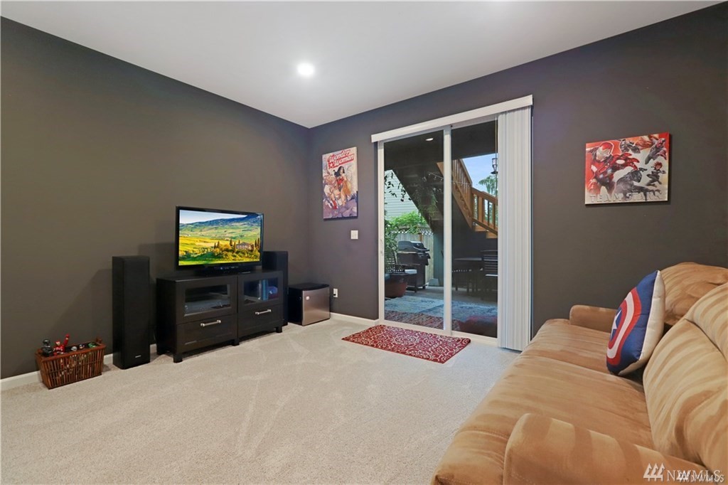 16003 Meridian Avenue South Bothell, WA 98012 - Photo 22 of 25 Gallery Image 22