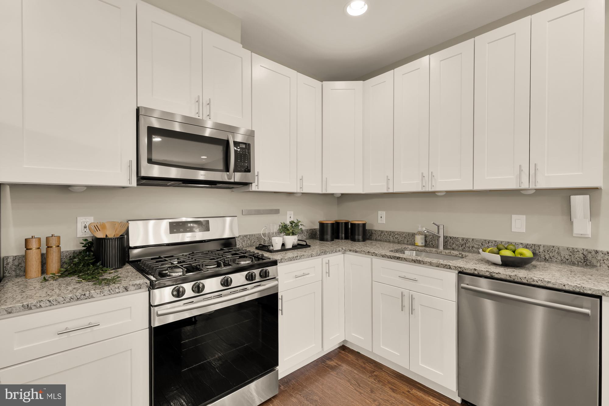 1018 13th Street Southeast, Unit 2 Washington, DC 20003 - Photo 8 of 22