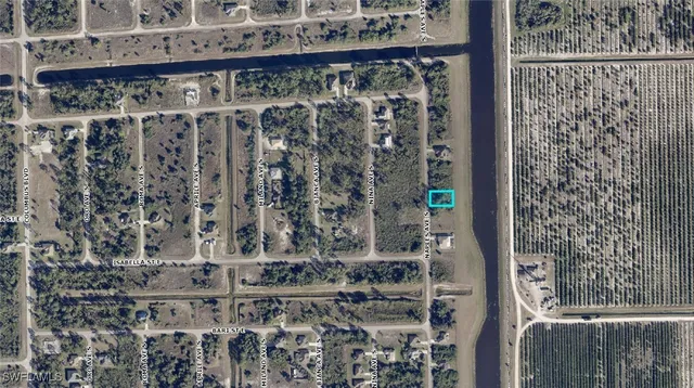$33,900 | 717 Naples Avenue South, Lehigh Acres, FL 33974