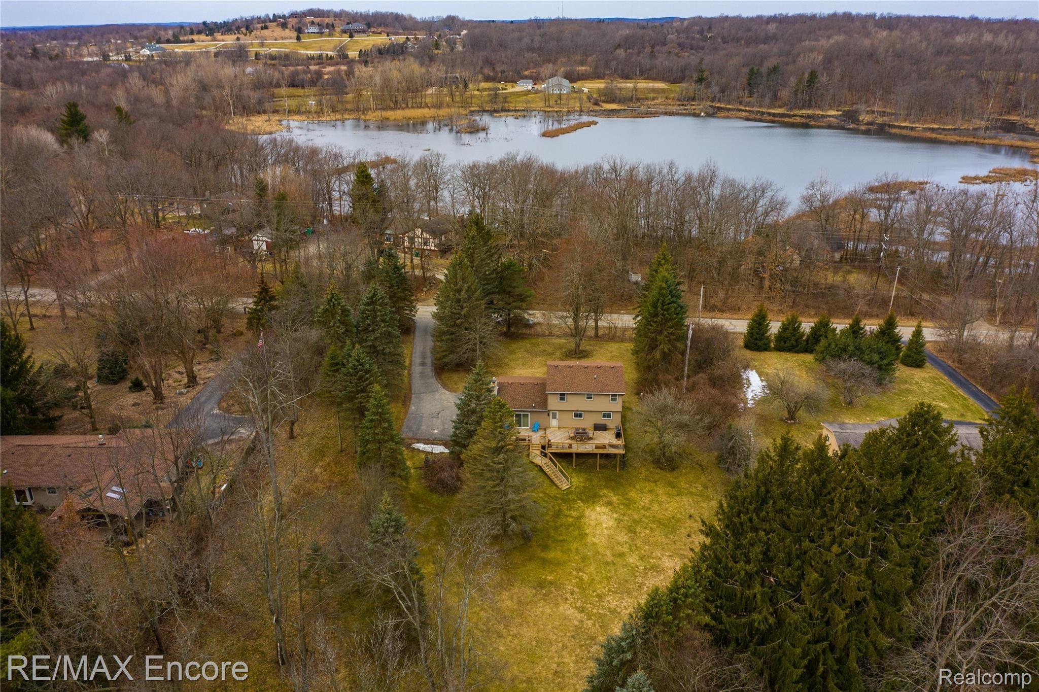 5835 Ludwig Road Oxford, MI 48371 - Photo 3 of 29 Privacy With Gorgeous Views