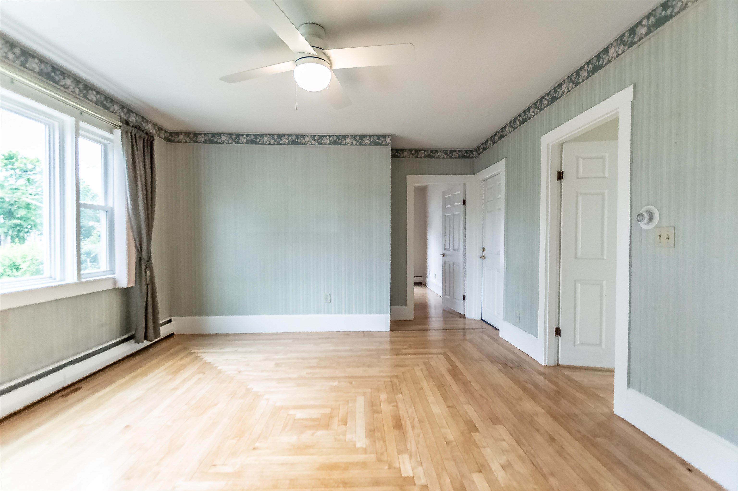 818 Howe Street Manchester, NH 03103 - Photo 21 of 34 Gallery Image 21