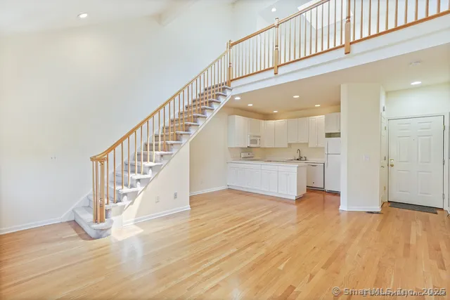 $3,600 | 2435 Bedford Street, Unit 21HH, Stamford, CT 06905