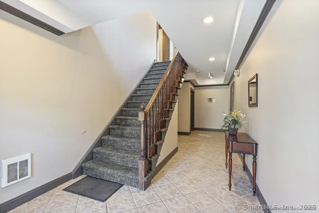 $3,600 | 2435 Bedford Street, Unit 21HH, Stamford, CT 06905