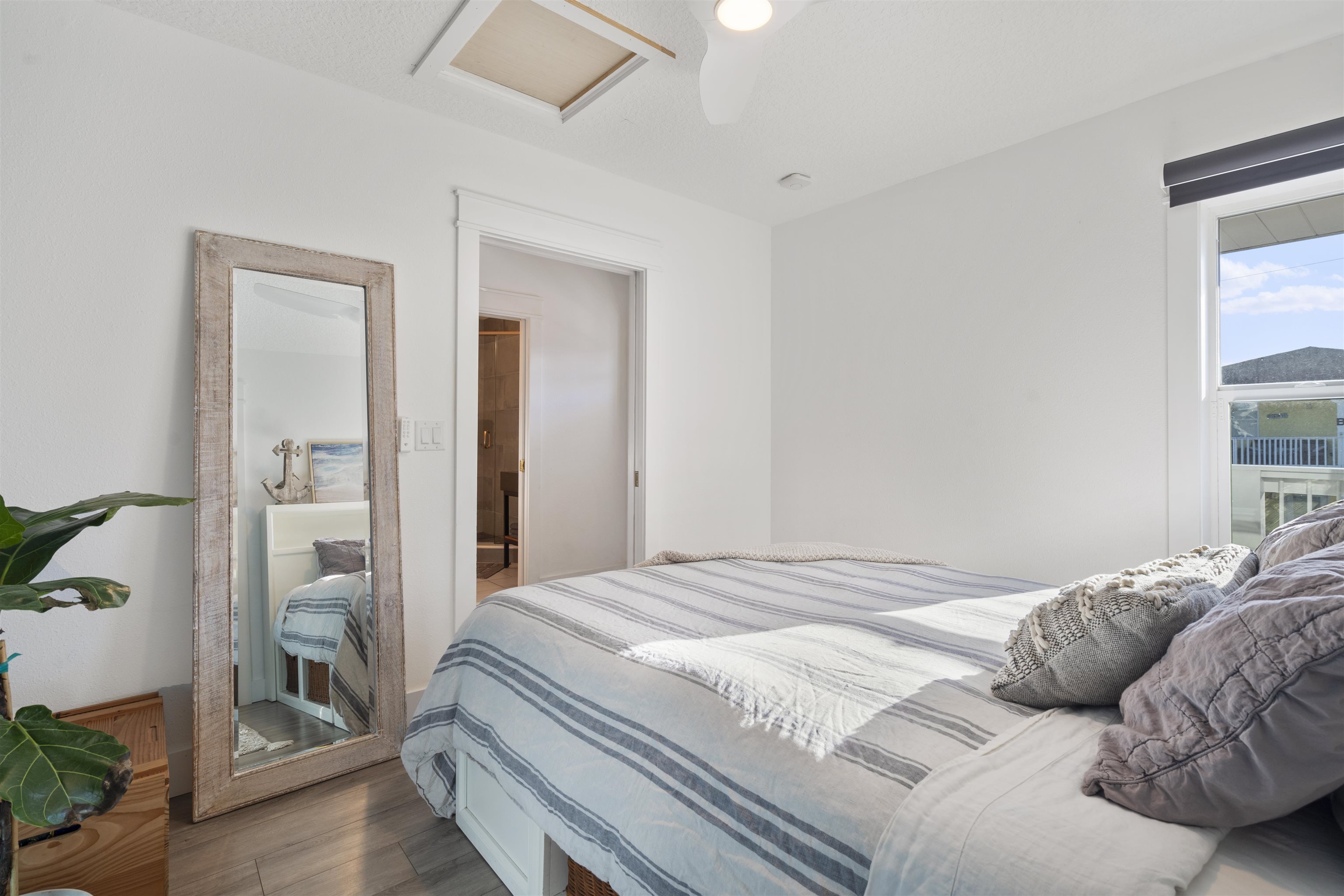 5730 Rudolph Avenue St. Augustine, FL 32080 - Photo 25 of 72 a bedroom with a bed and a window