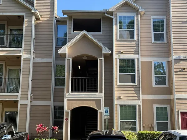$201,000 | 2015 Erving Circle, Unit 307, Ocoee, FL 34761