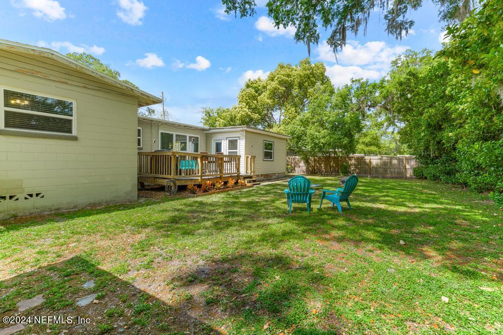 3645 Marianna Road Jacksonville, FL 32217 - Photo 39 of 44 a house view with a sitting space and garden