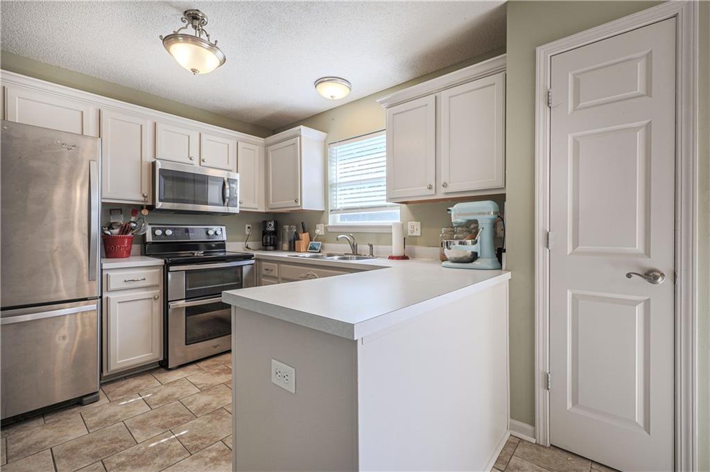 17149 Jessica Street Gardner, KS 66030 - Photo 8 of 21