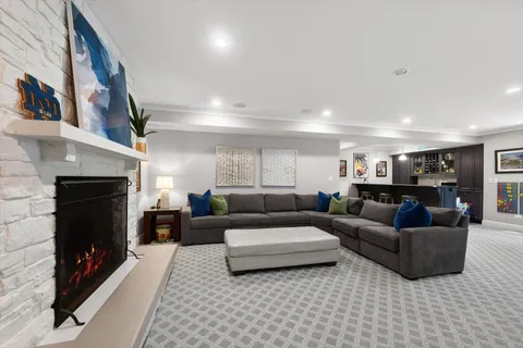 $2,395,000 | 1482 Edgewood Lane, Winnetka, IL 60093
