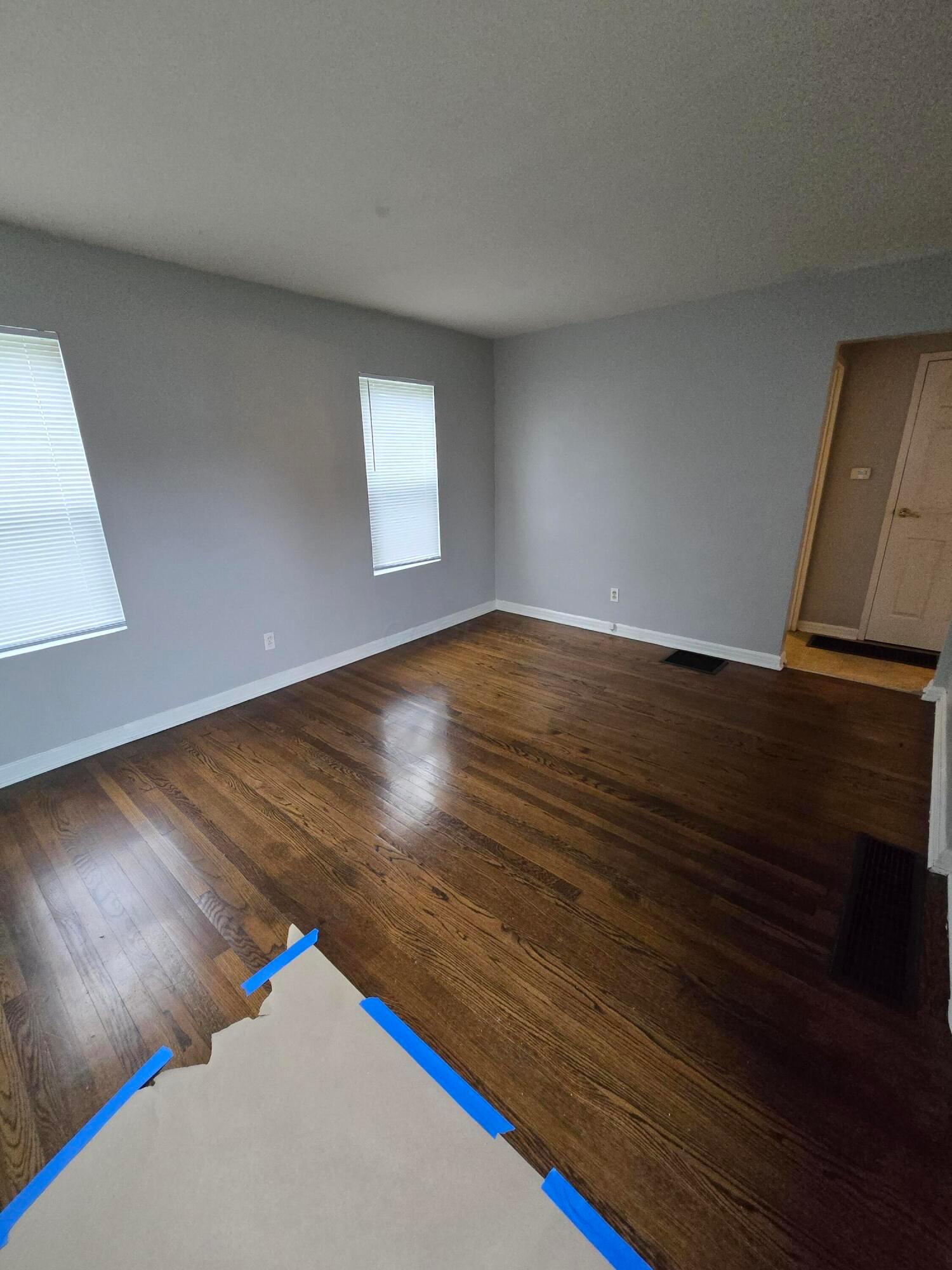 1725 Lancashire Road Columbus, OH 43219 - Photo 6 of 22 20241125_094842