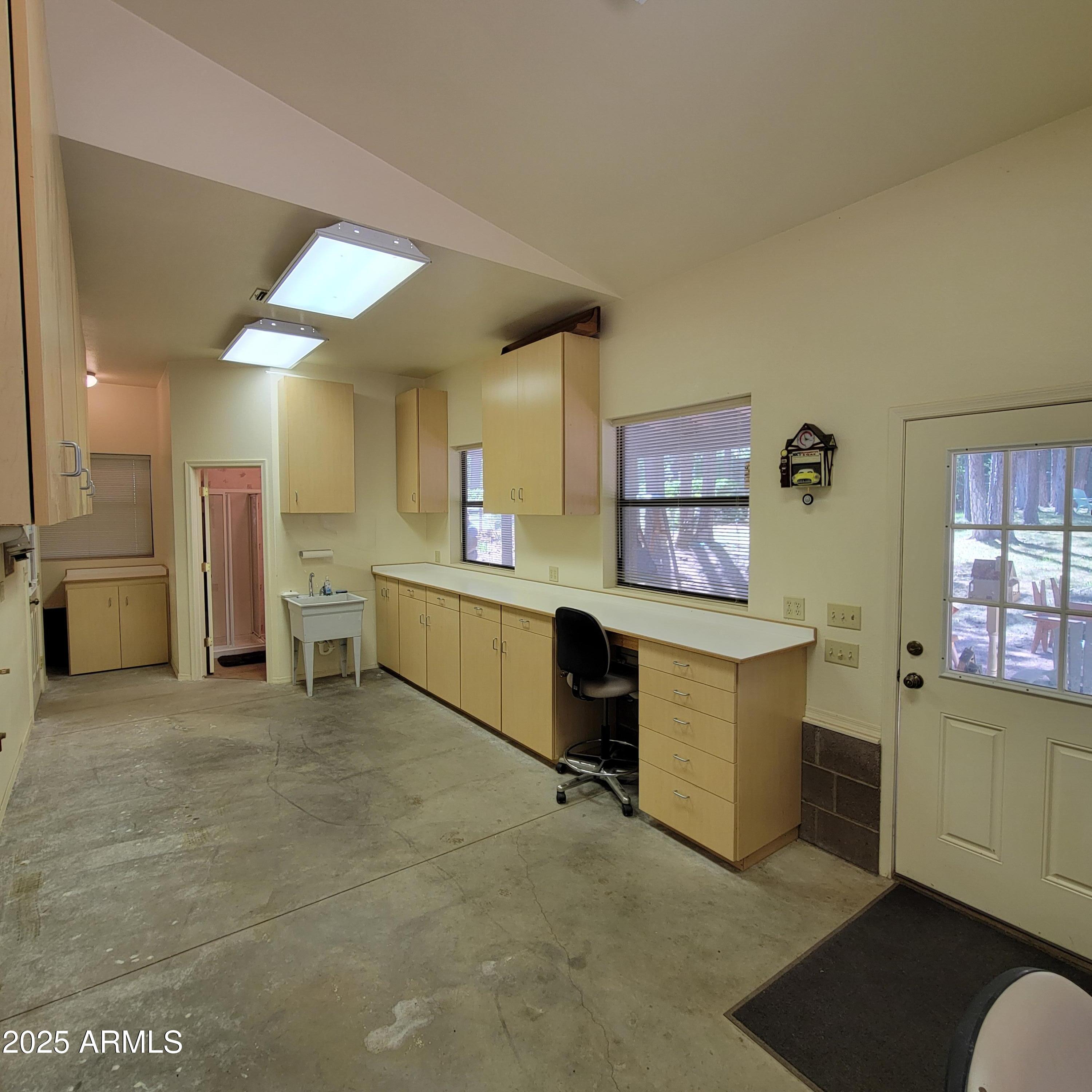 3910 Larson Loop Forest Lakes, AZ 85931 - Photo 51 of 57 Workshop/Crafting room