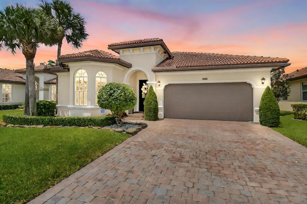 7221 Damita Drive Lake Worth, FL 33463 - Photo 1 of 38 Twilight