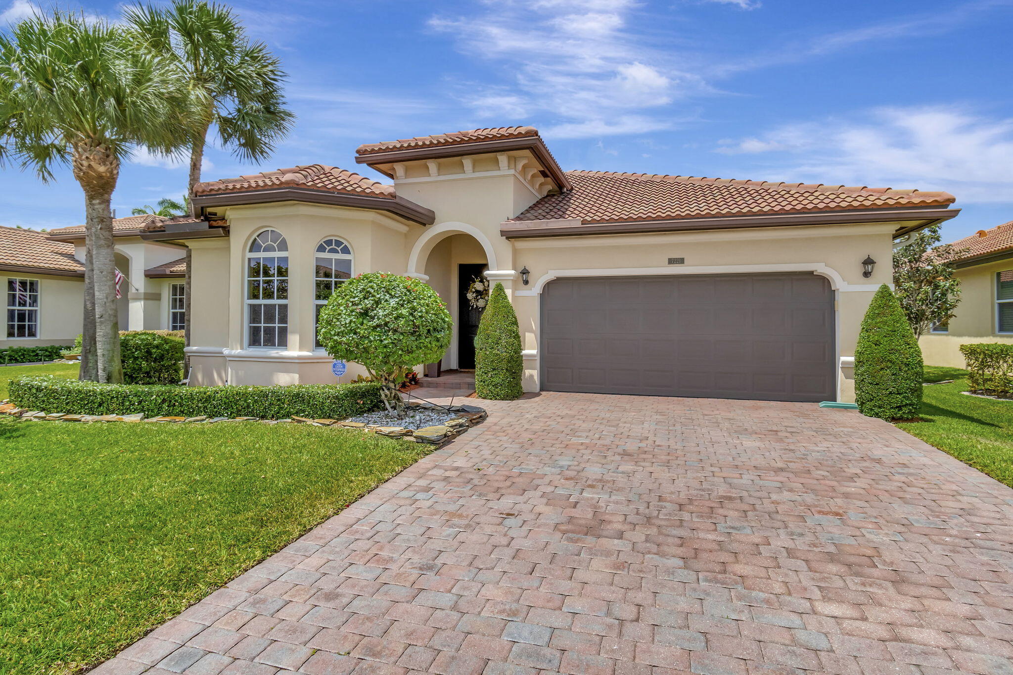 7221 Damita Drive Lake Worth, FL 33463 - Photo 2 of 38 29-web-or-mls-DSC_2745