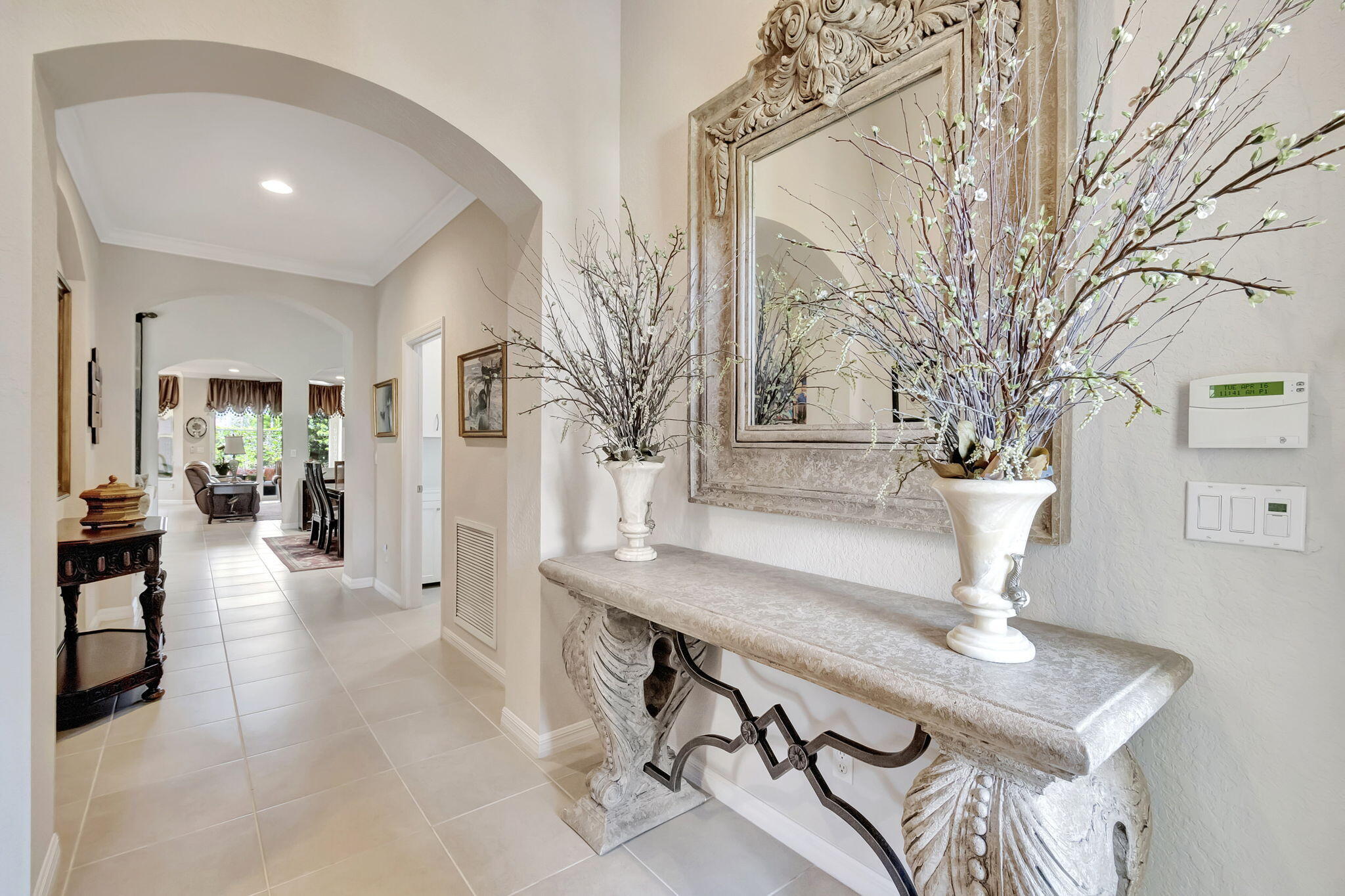 7221 Damita Drive Lake Worth, FL 33463 - Photo 3 of 38 34-web-or-mls-DSC_2310