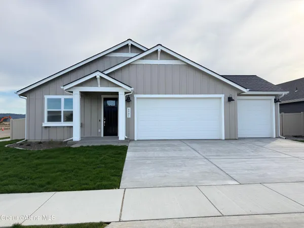 $670,000 | 6981 North Coeur Terre Boulevard, Coeur D'Alene, ID 83815