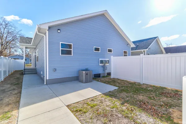 $265,000 | 1207 Culver Drive, Evansville, IN 47713