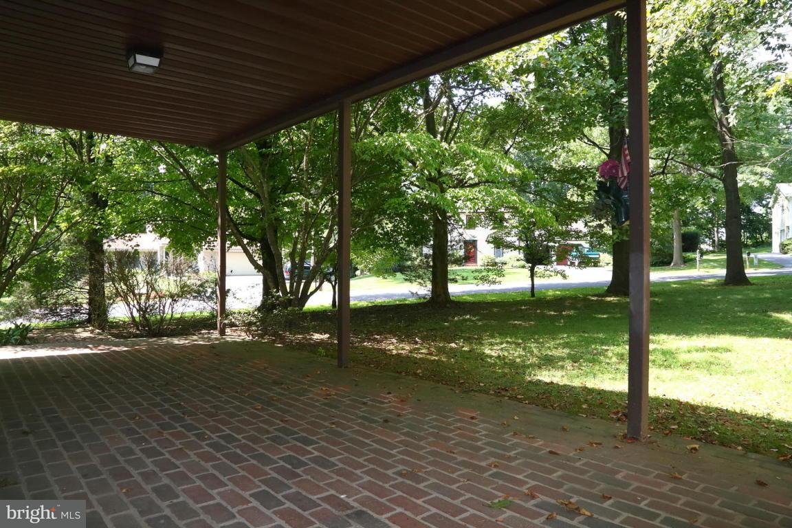 25 Whitcraft Drive Lititz, PA 17543 - Photo 2 of 20 Gallery Image 2