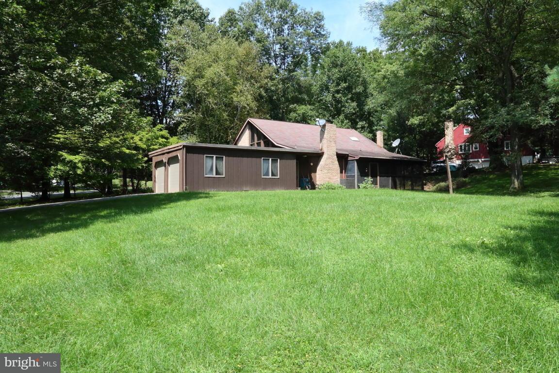 25 Whitcraft Drive Lititz, PA 17543 - Photo 3 of 20 Gallery Image 3