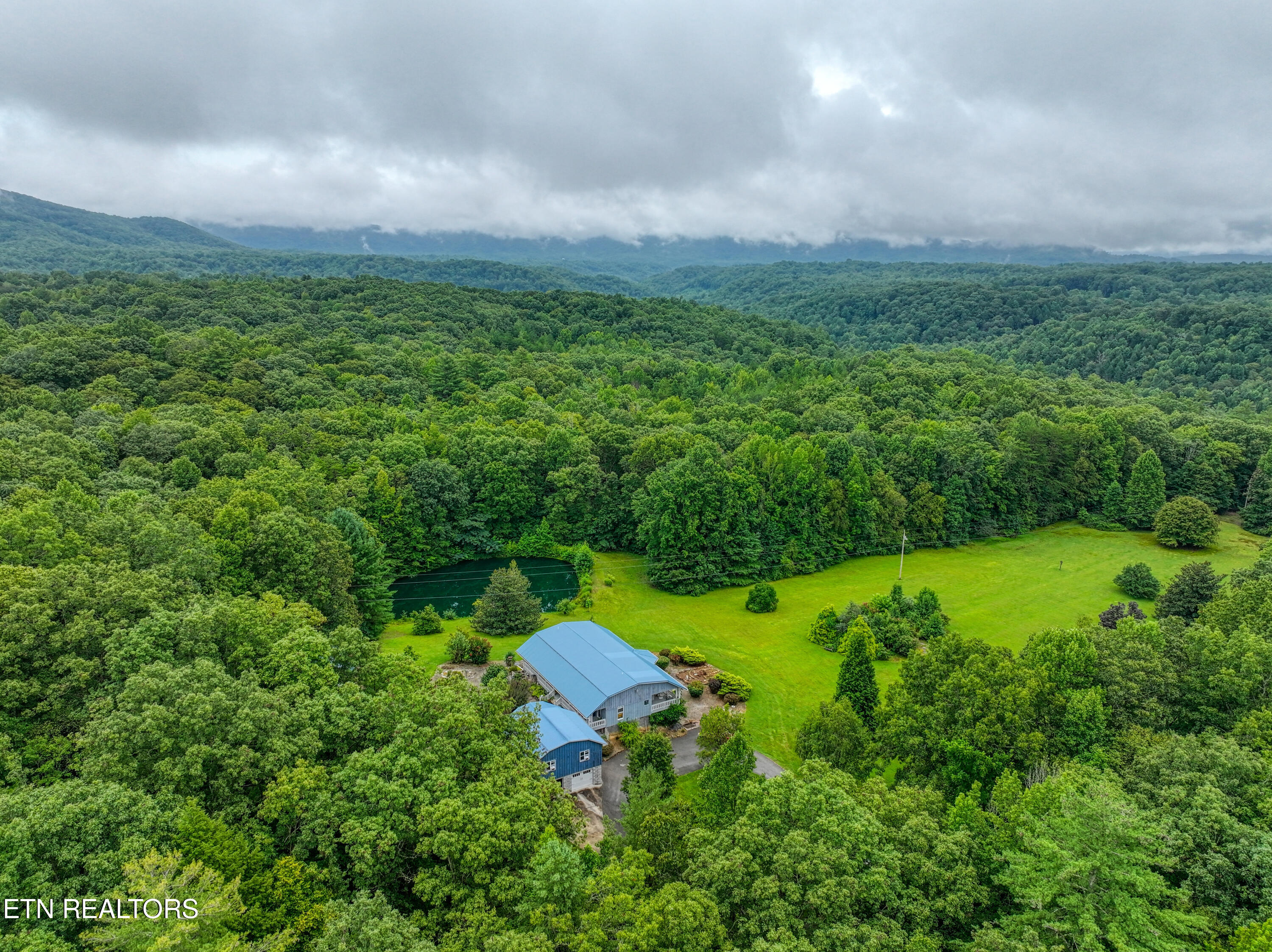 9161 Buffalo Road Oneida, TN 37841 - Photo 50 of 55 DJI_20250813123716_0245_D_71