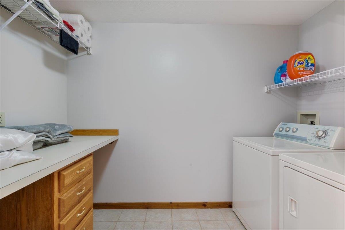 44 Bayberry Drive Atkinson, NH 03811 - Photo 15 of 24