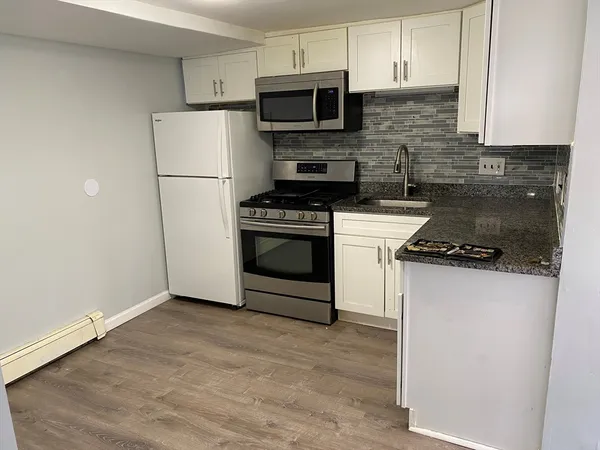 $1,950 | 9 Hall Street, Unit BR, Waltham, MA 02453