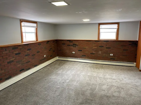 $1,950 | 9 Hall Street, Unit BR, Waltham, MA 02453