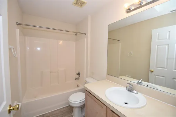 $1,900 | 15 White Deer Lane, Palm Coast, FL 32164