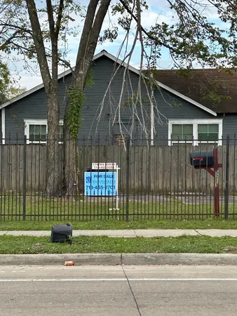 $90,000 | 5213 Lyons Avenue, Houston, TX 77020