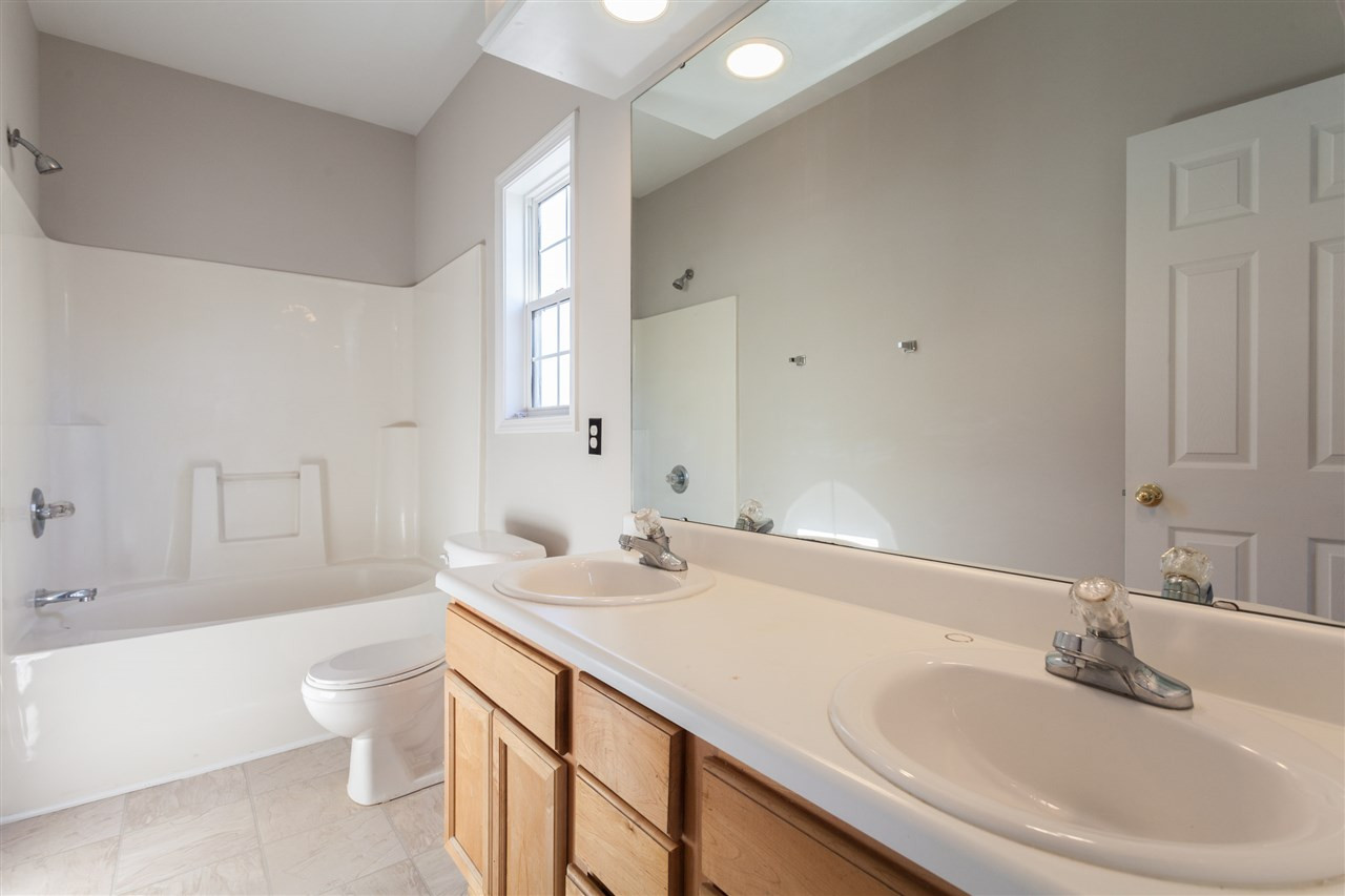 1916 Cartier Ruby Lane Raleigh, NC 27610 - Photo 13 of 25 Master Bathroom