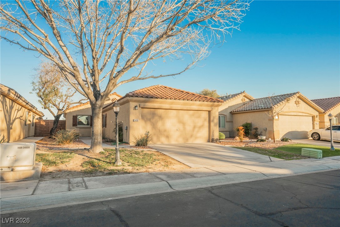3490 Old Course Street Las Vegas, NV 89122 - Photo 3 of 37