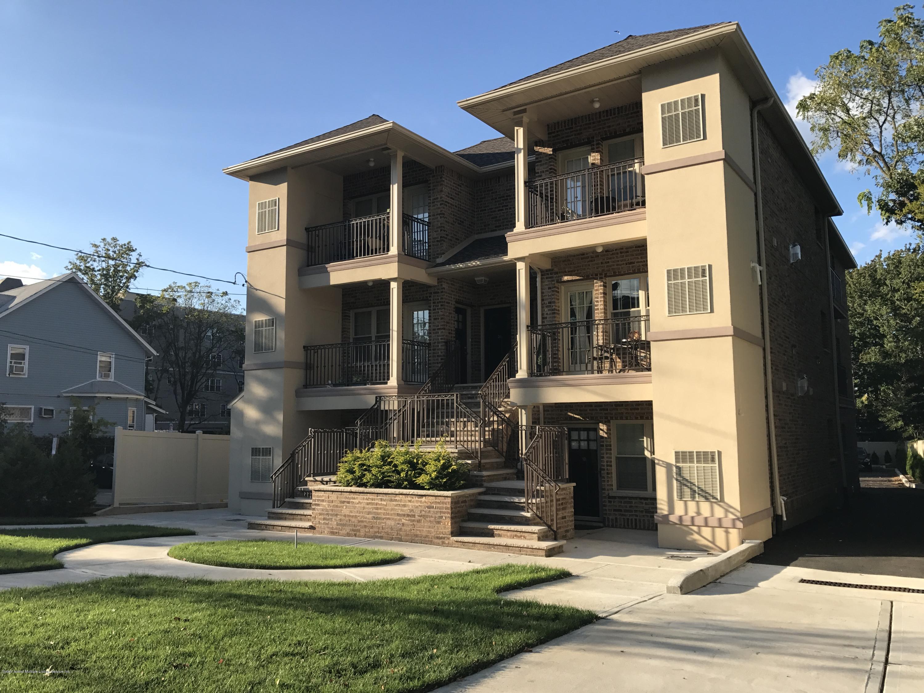 3843 Amboy Road Staten Island, NY 10308 - Photo 1 of 20 IMG_2554