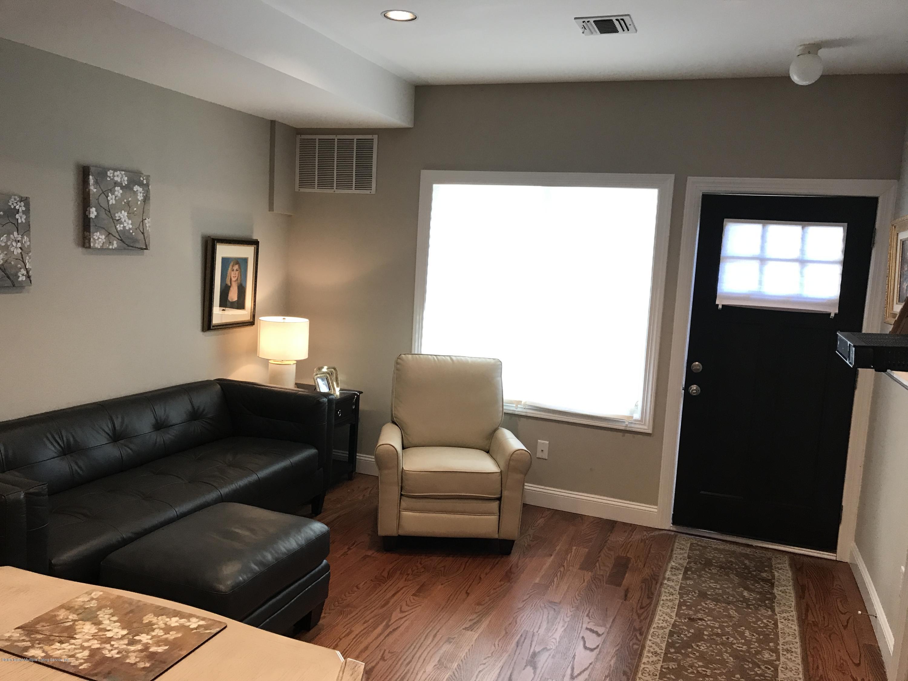 3843 Amboy Road Staten Island, NY 10308 - Photo 2 of 20 IMG_2514