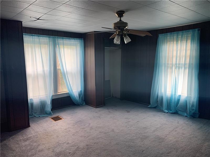 1322 Charlotte Avenue Rochester, PA 15074 - Photo 8 of 14 2nd bedroom