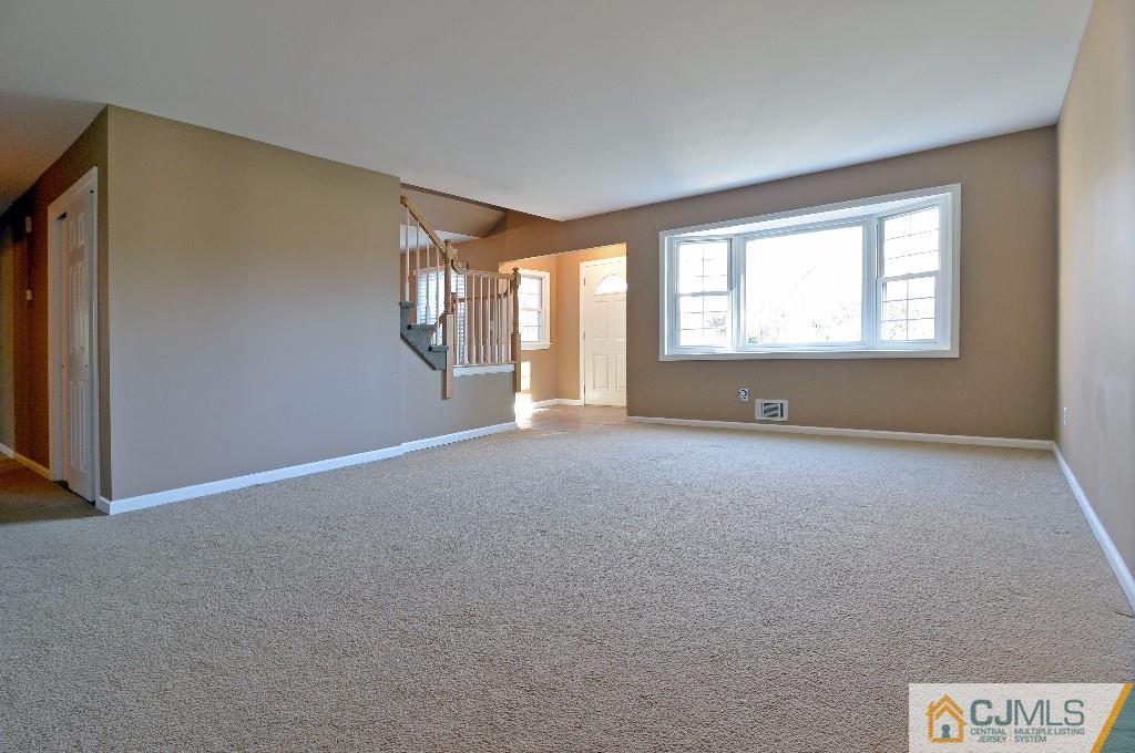 401 Green Grove Road Tinton Falls, NJ 07712 - Photo 4 of 23 Gallery Image 4