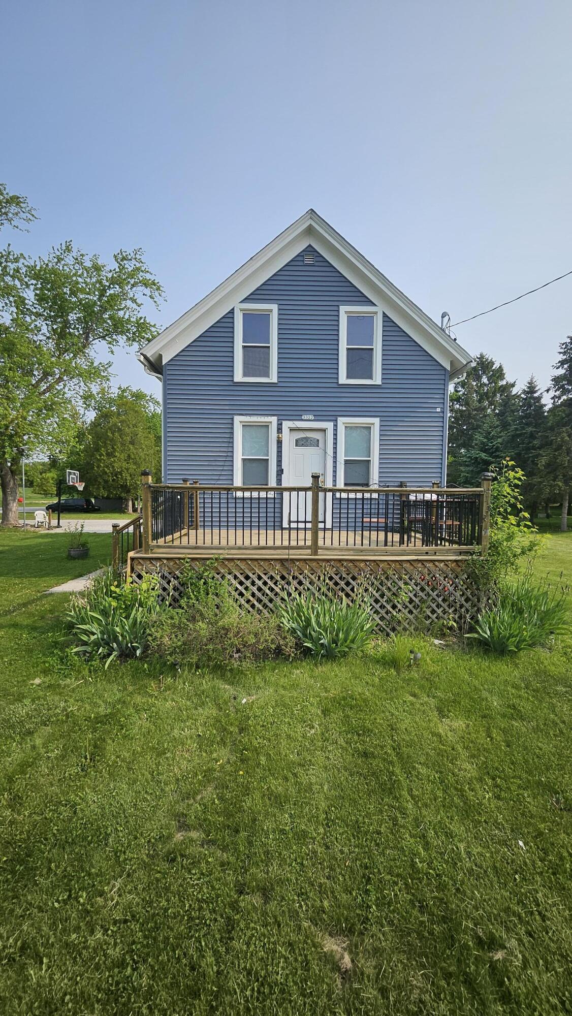 3322 Main Avenue Sheboygan, WI 53083 - Photo 3 of 24 20250602_085939