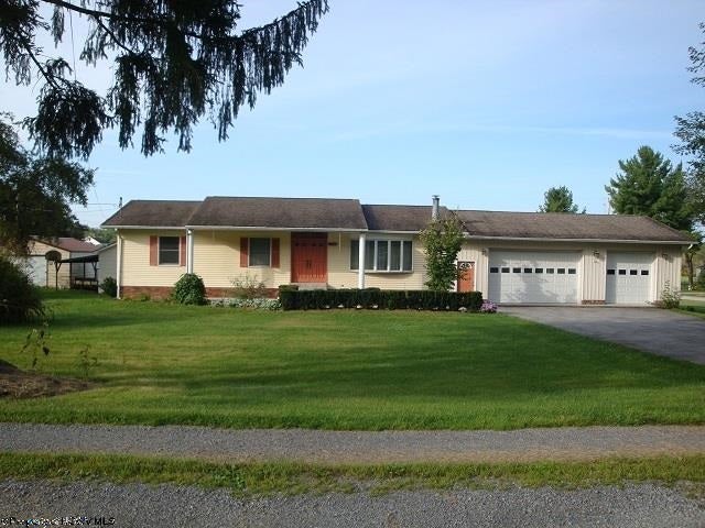 324 Long Alley Reedsville, WV 26547 - Photo 1 of 20 Gallery Image 1